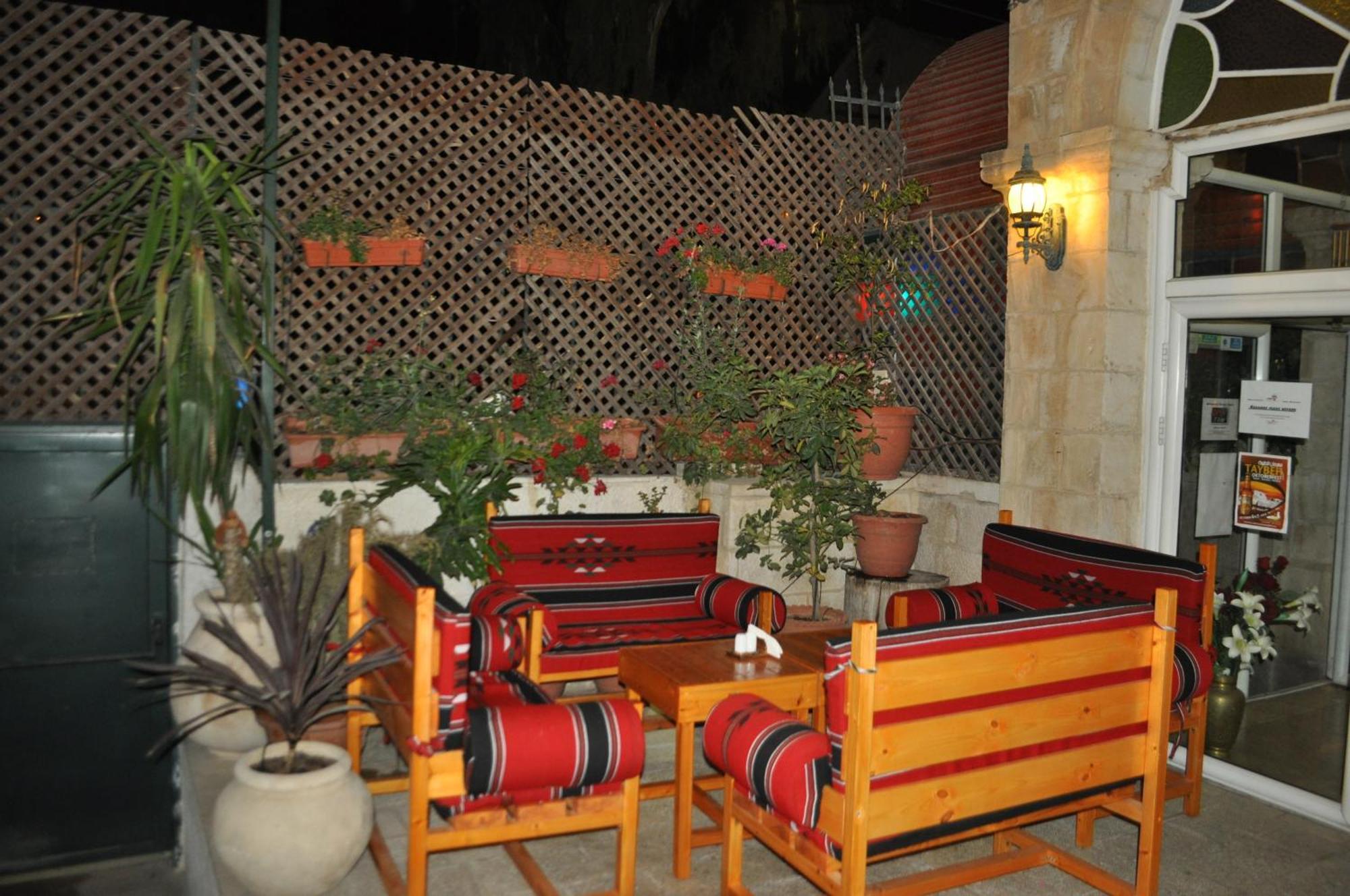 Azzahra Boutique Hotel & Restaurant - Jerusalem Exterior photo